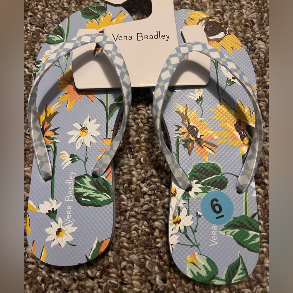 NWT Vera Bradley flip flops